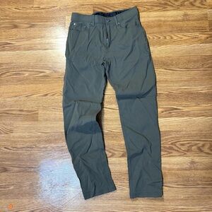 Gerry men’s lightweight venture pants in gray green color 32x34 nylon spandex